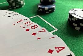 Live French Roulette wheel and betting interface on bintang11 link